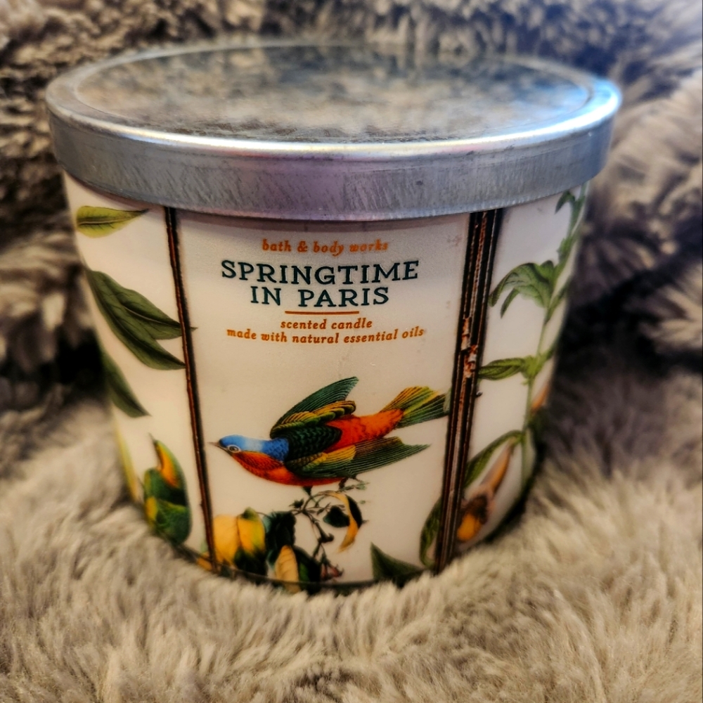 Springtime in Paris Bath & Bodyworks 3-Wick Candle